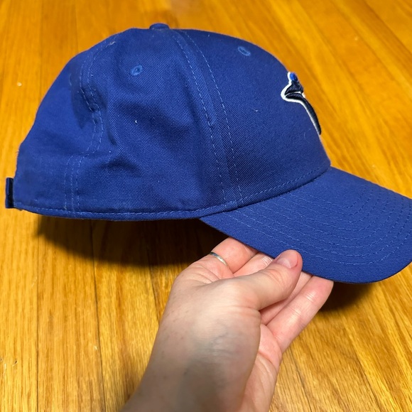 Official Blue Jays Baseball Cap - Picture 2 of 4